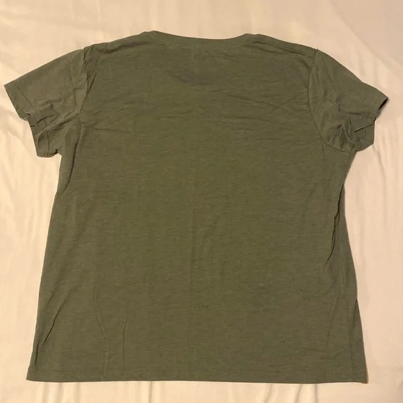 TenTree tshirt - Picture 2 of 3